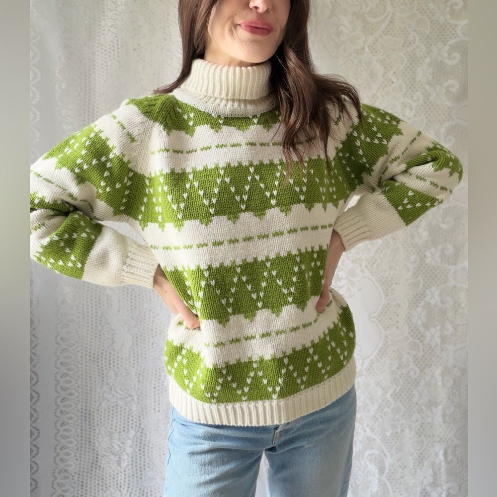 Vintage Green Cream Fair Isle Turtleneck Sweater 70s Hand Loomed Knit